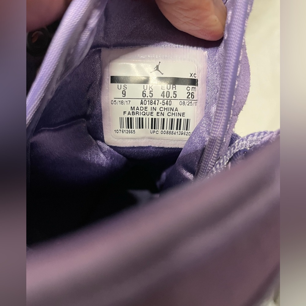 Nike Air Jordan 1 Retro High Season Of Her Purple Earth sz 9 - Picture 11 of 12